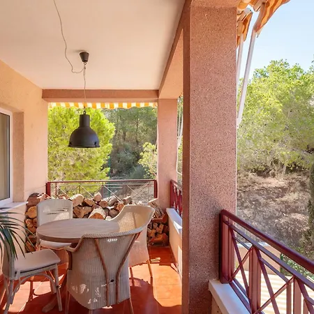 Holiday home Pinos Y Mar